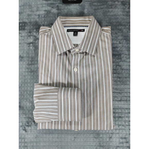 Banana Republic Other - Banana Republic button up mens long sleeve striped shirt